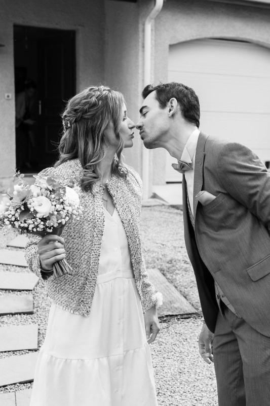 Coiffure mariée à domicile pour mon mariage au Domaine de Vavril à Beaujeu en Auvergne-Rhône-Alpes. 