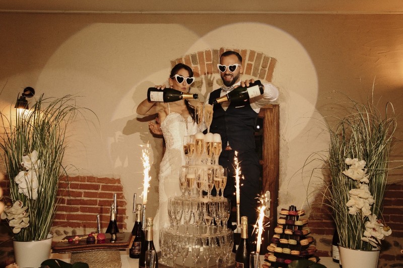 Trouve une coiffeuse à domicile haut de gamme pour mon mariage au Domaine Passeloup au Porte des Pierres Dorées proche de Villefranche sur Saône