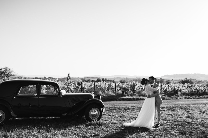 maquillage mariée  haut de gamme pour un mariage à  Mâcon en Saône et Loire . Les forfaits beauté pour les mariées : sont-ils vraiment avantageux ?

