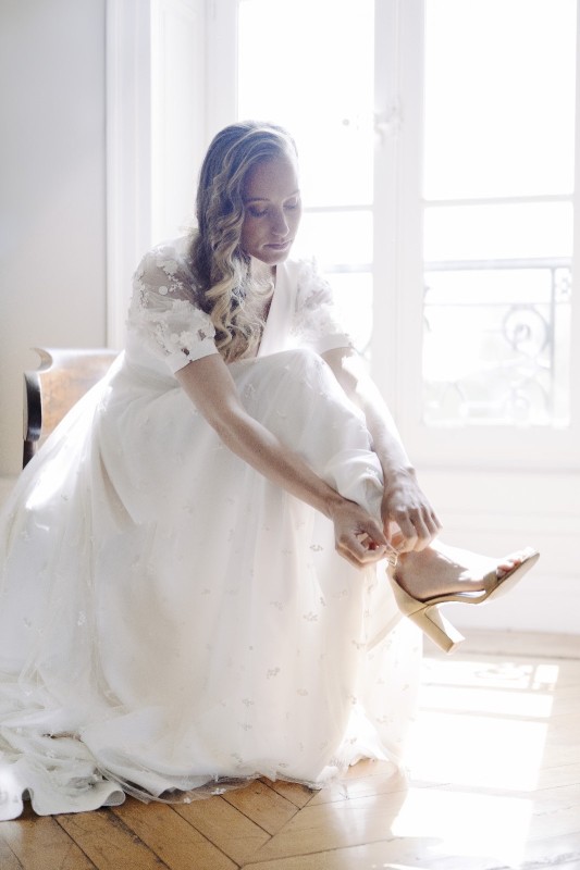 Je cherche une maquilleuse à domicile pour un maquillage sophistiqué et chic au Séquoias Golf & Ressort à Ruy-Montceau proche de Lyon