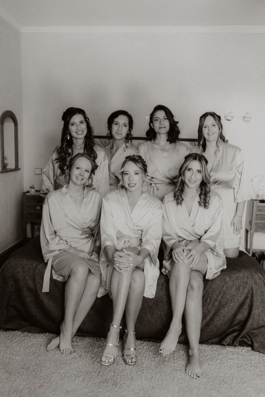 Coiffure et maquillages des témoins et demoiselles d'honneurs au Domaine de la ruisselière à Lacenas dans le beaujolais proche de Villefranche sur Saône