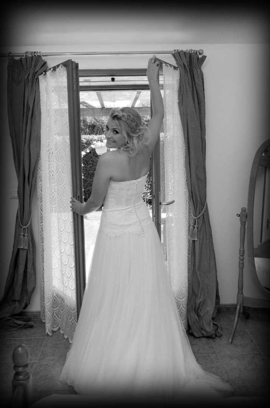 Je cherche une coiffeuse pour une coiffure mariée chignon bas avec tresse au Domaine Passeloup au Porte des Pierres Dorées proche de Villefranche sur Saône