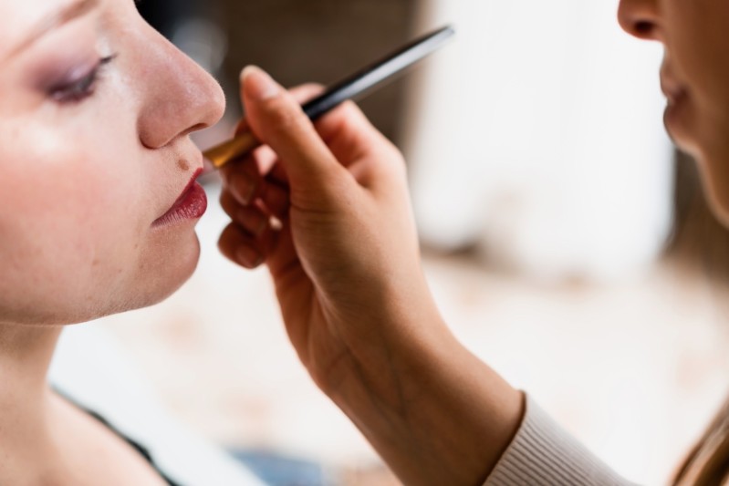 Maquillage travaillé et raffiné au Domaine de la Ruisselière, proche de Villefranche-sur-Saône en Rhône-Alpes.