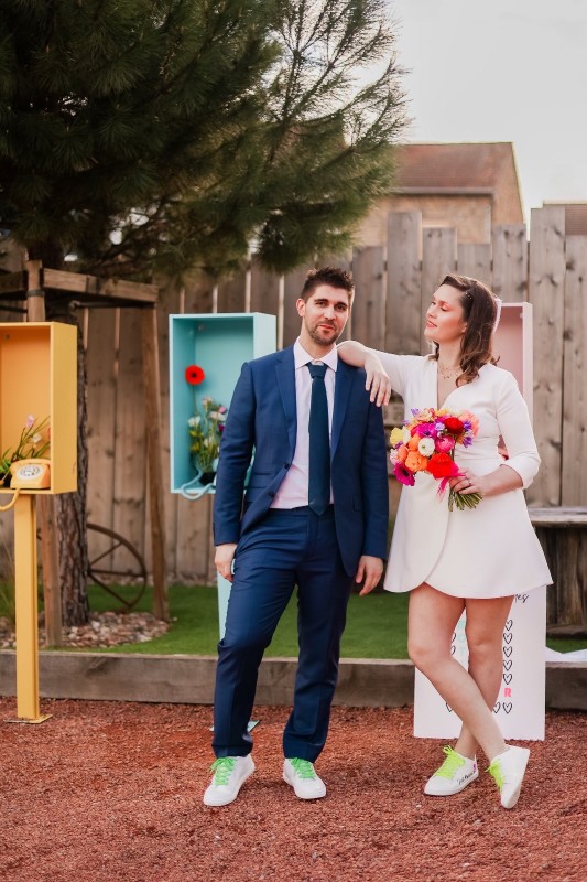 Formation coiffure mariée pour des mariages haut de gamme. La coiffure de mariée haut de gamme : pourquoi elle doit s’accorder à ta robe et au lieu de ton mariage