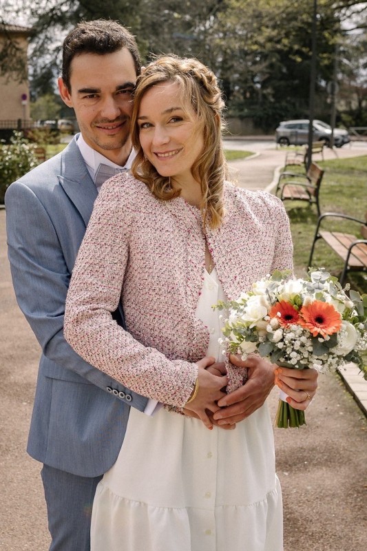Je cherche un coiffeuse mariée pas cher pour mon mariage au château de Bagnols à Bagnols proche de Villefranche sur Saône en Rhône A