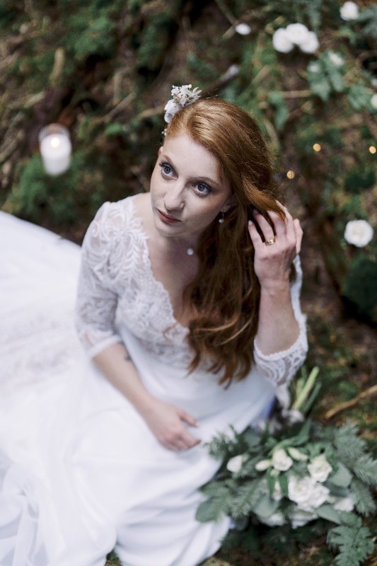 Trouve la meilleur maquilleuse haut de gamme pour mon maquillage naturelle lors de mon mariage au Château de Montchat à Lyon 2 dans le 69