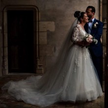 Notre zone d'activité pour ce service Coiffure événementielle cheveux longs ou courts pour shooting photo corporate ou mariage avec style chic